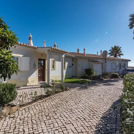 Holiday home 2 Bedroom Townhouse With Shared Pool On Golf Complex